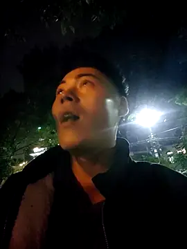 Snapshot of -Nathann- chatting on December 19, 1:24 pm -Nathann- online show from December 19, 1:24 pm