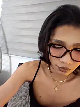 Snapshot of FernandaFox_ chatting on June 19, 2:28 am FernandaFox online show from June 19, 2:28 am