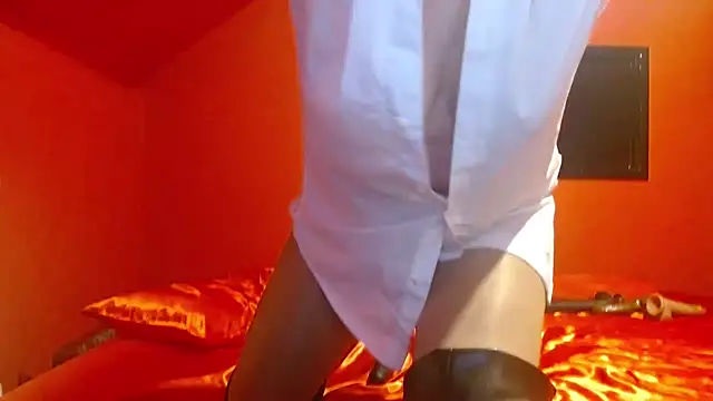 BettyDavisEyesUK online show from February 7, 7:00 pm