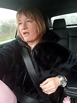 BettyDavisEyesUK online show from February 10, 10:47 am