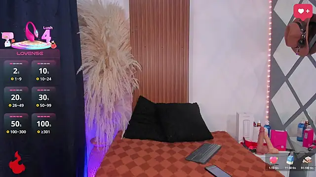 Snapshot of joji_Spencer chatting on November 8, 4:49 am joji Spencer online show from November 8, 4:49 am