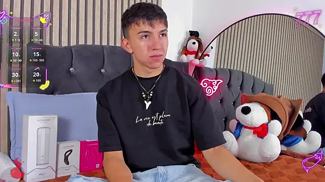 joji Spencer online show from February 20, 4:20 am