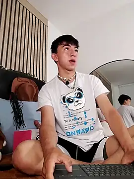 joji Spencer online show from February 6, 5:03 am