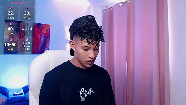 KamiSuarez online show from March 4, 6:37 pm