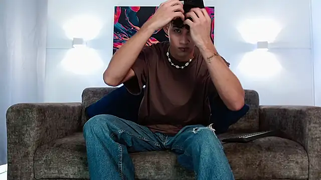 Snapshot of KamiSuarez chatting on October 29, 6:07 pm KamiSuarez online show from October 29, 6:07 pm