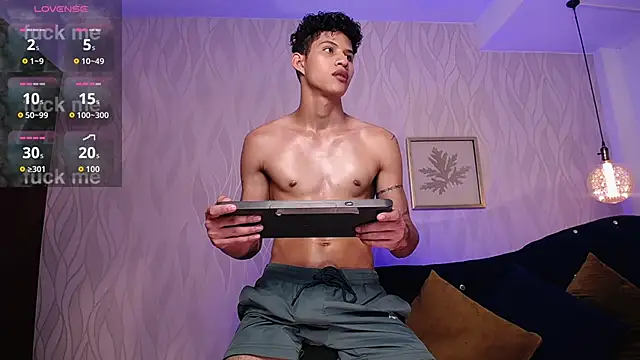 KamiSuarez online show from February 12, 6:29 pm