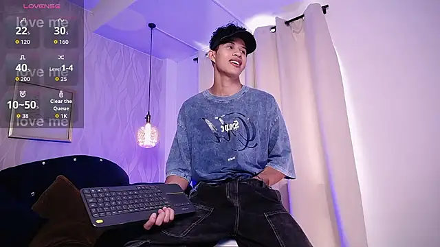 KamiSuarez online show from February 10, 6:40 pm