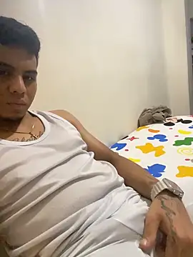 MichaManu7 online show from November 8, 3:43 am