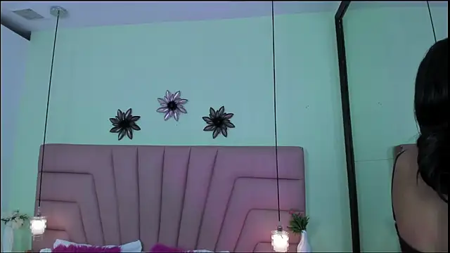 Kim Luna1 online show from March 15, 12:01 pm