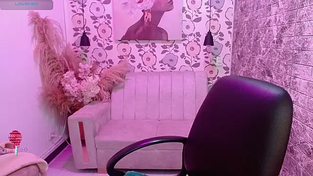 emmaa garciia online show from January 12, 3:35 am