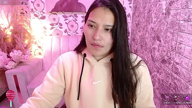 emmaa garciia online show from February 19, 3:25 am