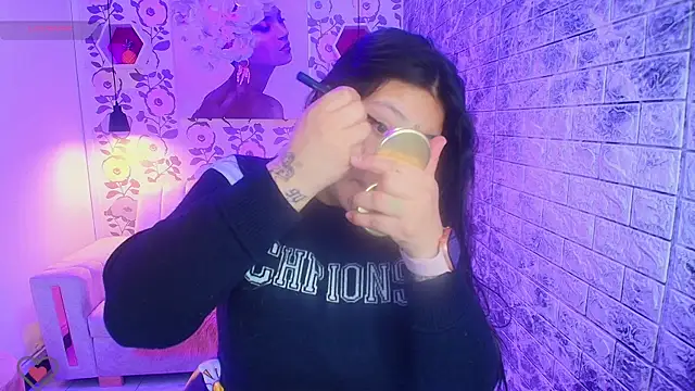 Snapshot of emmaa_garciia chatting on November 20, 3:29 am emmaa garciia online show from November 20, 3:29 am