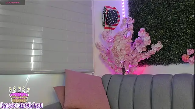 Snapshot of Doris_cruzz chatting on May 19, 2:57 pm Doris cruzz online show from May 19, 2:57 pm