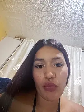 Sophie tomsonp online show from January 14, 10:35 pm