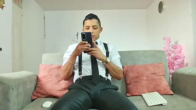 Mike Fetiche online show from February 6, 12:34 pm