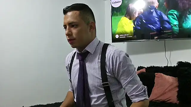 Mike Fetiche online show from November 13, 3:10 am