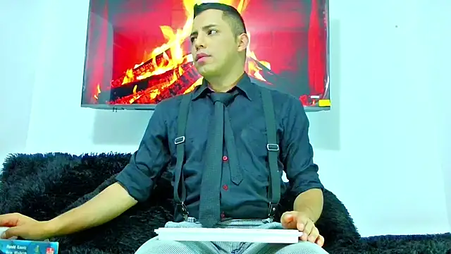 Mike Fetiche online show from November 15, 3:32 am