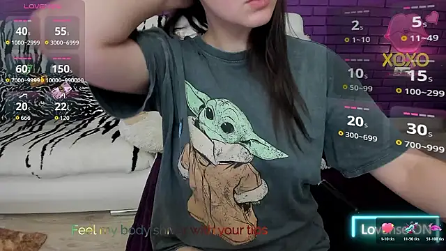 GlowMimi online show from February 26, 7:36 pm