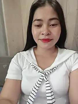 Snapshot of Bamboo-niee123 chatting on May 15, 6:22 am Bamboo-niee123 online show from May 15, 6:22 am