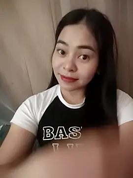Snapshot of Bamboo-niee123 chatting on April 30, 1:34 am Bamboo-niee123 online show from April 30, 1:34 am