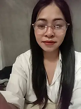 Snapshot of Bamboo-niee123 chatting on May 4, 3:59 pm Bamboo-niee123 online show from May 4, 3:59 pm