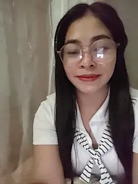Snapshot of Bamboo-niee123 chatting on May 30, 4:23 pm Bamboo-niee123 online show from May 30, 4:23 pm