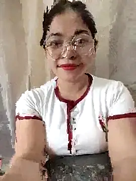 Bamboo-niee123 online show from April 3, 9:27 am