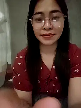 Snapshot of Bamboo-niee123 chatting on May 9, 6:33 pm Bamboo-niee123 online show from May 9, 6:33 pm
