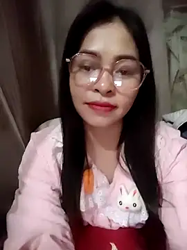 Snapshot of Bamboo-niee123 chatting on April 23, 1:57 pm Bamboo-niee123 online show from April 23, 1:57 pm