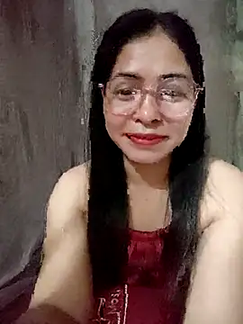 Snapshot of Bamboo-niee123 chatting on April 27, 2:04 pm Bamboo-niee123 online show from April 27, 2:04 pm
