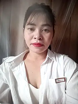 Snapshot of Bamboo-niee123 chatting on November 15, 1:31 am Bamboo-niee123 online show from November 15, 1:31 am