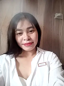 Snapshot of Bamboo-niee123 chatting on November 16, 4:50 am Bamboo-niee123 online show from November 16, 4:50 am