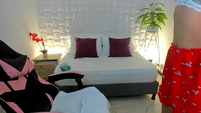 victoria 243 online show from February 24, 7:42 am