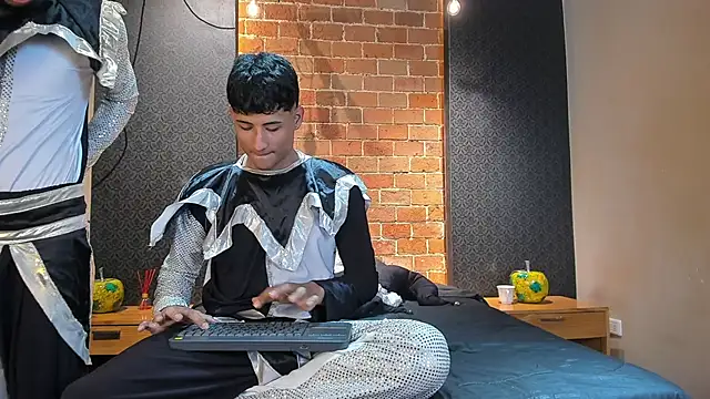 Jack and Joes online show from November 2, 3:33 am