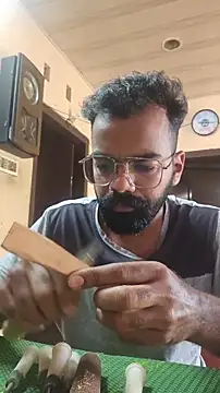 nithinrr online show from November 28, 3:50 am