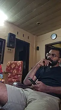 nithinrr online show from December 19, 2:37 am