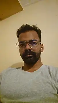 Snapshot of nithinrr chatting on November 2, 2:05 am nithinrr online show from November 2, 2:05 am