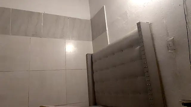 Snapshot of Hairy_ptt chatting on November 19, 1:44 pm Hairy ptt online show from November 19, 1:44 pm