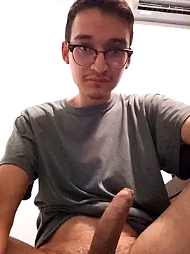 Snapshot of Jiovany777 chatting on January 15, 8:07 am Jiovany777 online show from January 15, 8:07 am