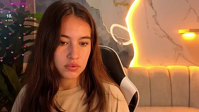 Nikka Tx online show from February 23, 12:39 pm