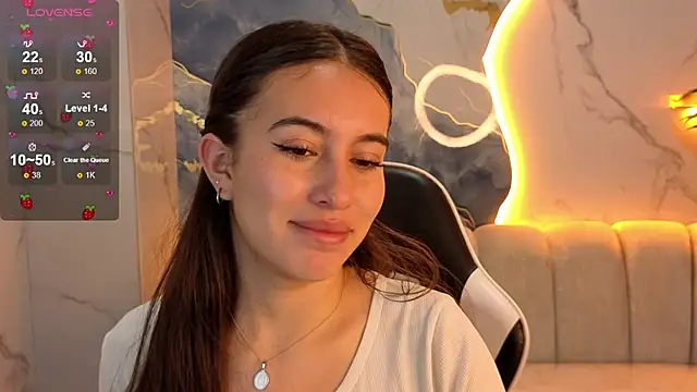 Nikka Tx online show from March 4, 12:35 pm