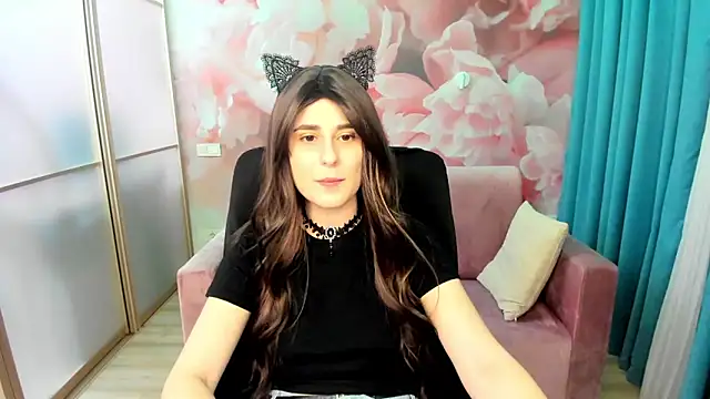 Snapshot of DemmyRose chatting on December 3, 7:57 pm DemmyRose online show from December 3, 7:57 pm