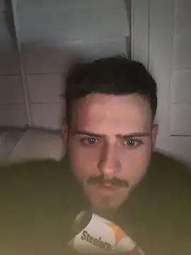 Snapshot of mattcumsquik chatting on November 29, 8:36 am mattcumsquik online show from November 29, 8:36 am