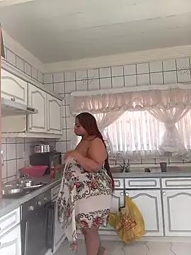 ThickLeeyanaXX online show from November 28, 1:22 pm