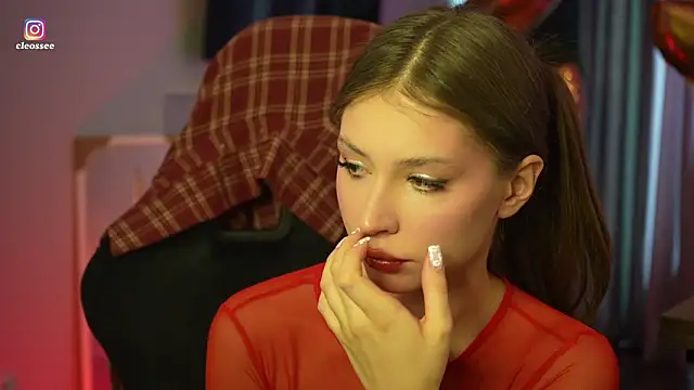 Cleose online show from March 26, 7:06 am