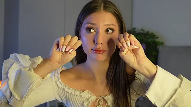 Snapshot of Cleose chatting on November 29, 12:16 pm Cleose online show from November 29, 12:16 pm