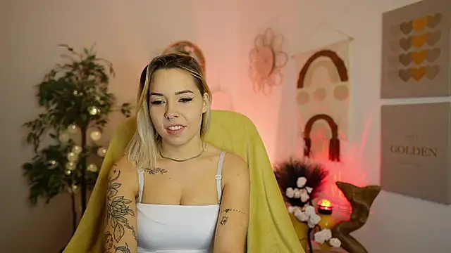 Anabel Moon online show from November 7, 2:32 pm