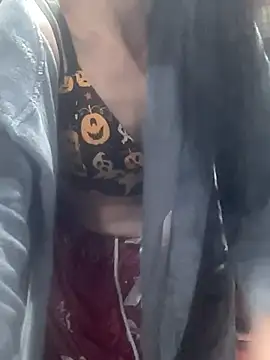 Snapshot of NaughtyNewGirl chatting on October 30, 7:39 am NaughtyNewGirl online show from October 30, 7:39 am