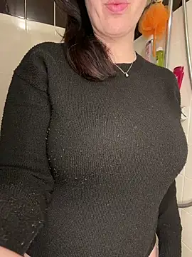 MysteryGirl   online show from March 24, 8:25 am