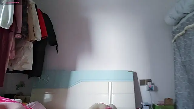 Snapshot of Yan61 chatting on November 12, 1:21 am Yan61 online show from November 12, 1:21 am